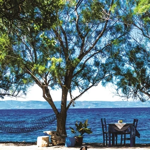 Λέσβος, το νησί των αντιθέσεων από την Ανατολή μέχρι τη Δύση