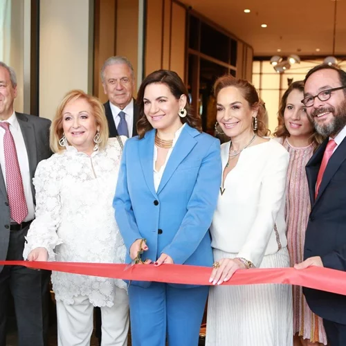 Η Όλγα Κεφαλογιάννη στα εγκαίνια του νέου ξενοδοχείου του Ομίλου Mitsis