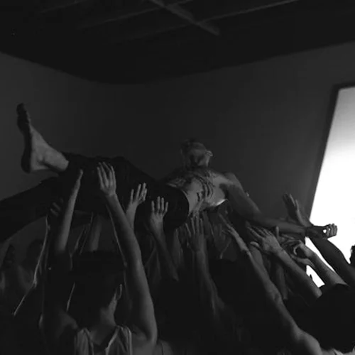 Ο JMSN στην ταράτσα του "Gazarte"