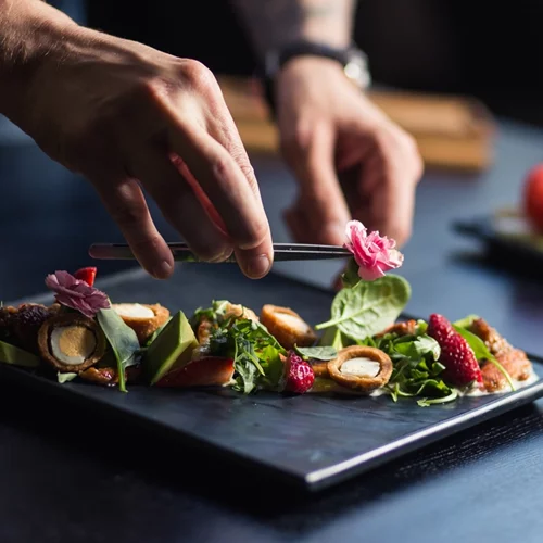 Ποιος/α είναι ο/η πιο επιδραστικός/ή σεφ στην Ελλάδα σήμερα;