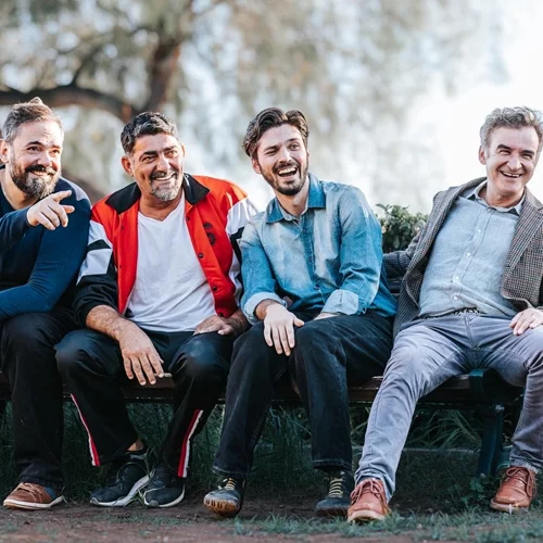 "Άσπρο πάτο/Another round": Στην υγειά μας, βρε παιδιά!