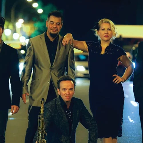 Τι παίζει στη γιορτινή σκηνή του Half Note Jazz Club;