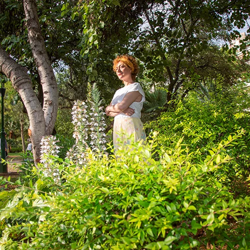 Η Κατερίνα Μακαβού εγκαινιάζει τα "Room Sessions"