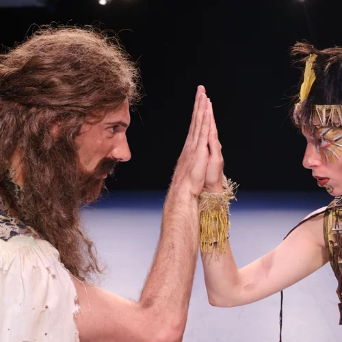 "Ροβινσώνας Κρούσος": Το ταξίδι του πιο διάσημου ναυαγού ολοκληρώνεται στο Μέγαρο Μουσικής