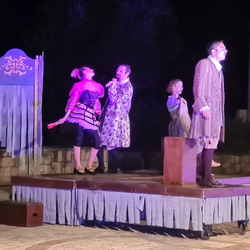 Ολοκληρώνεται η καλοκαιρινή περιοδεία του Άρματος Θέσπιδος με τη "Λοκαντίερα"