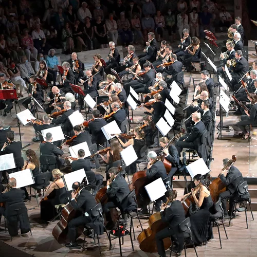 Το κύρος της Φιλαρμονικής της Σκάλας και ο ενθουσιασμός της Φιλαρμονικής Νέων της Βοστώνης