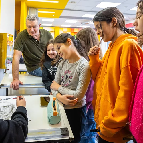 Γίνε κι εσύ μέλος του Κέντρου Τεχνών Πλάκα