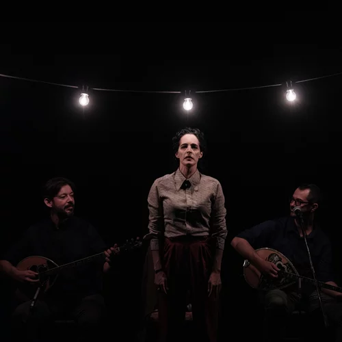 Χριστίνα Μαξούρη: "Μας λείπει ίσως σαν κοινωνία μια καθαρή καρδιά, ένας ατόφιος αντισυμβατικός πυρήνας"