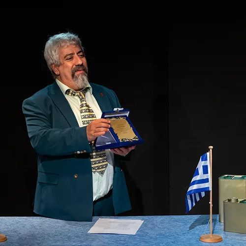 Πρώτες φωτογραφίες από τον "Γουόλτερ Μίττυ" και ο Πανηγυρικός" του Καμπανέλλη στο Vault