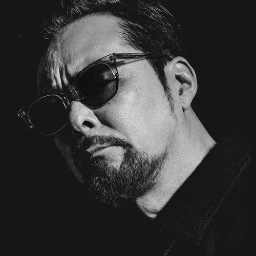 Ο DJ Krush ανεβαίνει στα decks του "Arch" για ένα σπάνιο set