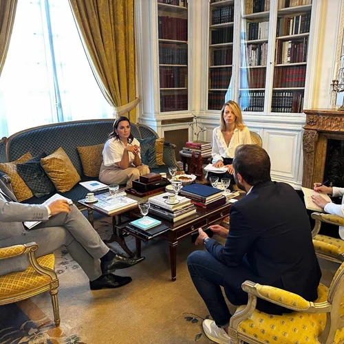 Επίσκεψη Όλγας Κεφαλογιάννη στο Παρίσι