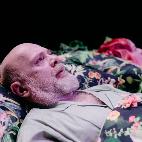 Χρήστος Σαπουντζής: "Υπάρχει άνθρωπος που δεν έχει σχέση με την αγάπη και τον έρωτα;"