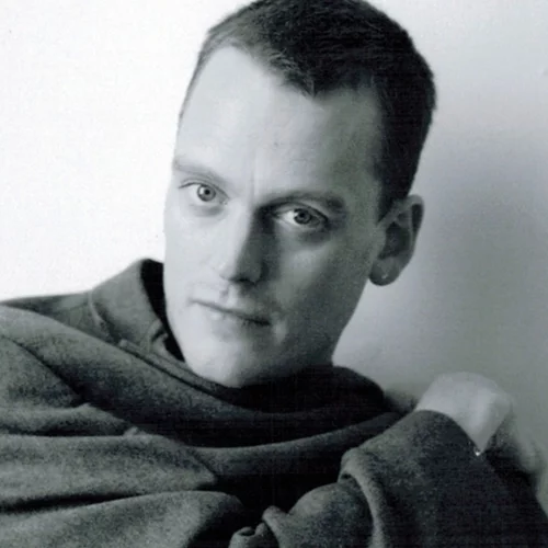 O Sean Nicholas Savage live στο Κέντρο Ελέγχου Τηλεοράσεων