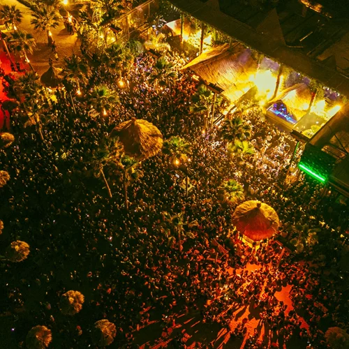 To "Bolivar" γιορτάζει 19 χρόνια παρουσίας με τον Kiko Navarrο