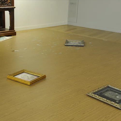 Επίσημη ανακοίνωση της Εθνικής Πινακοθήκης σχετικά με την επίθεση σε έργα από τον βουλευτή της "ΝΙΚΗΣ" Νίκο Παπαδόπουλο