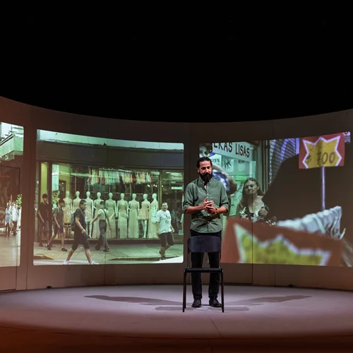 Τι απέγινε η μυθοπλασία στο θέατρο;