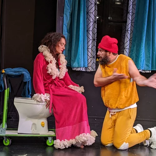 Ο "Κατά φαντασίαν ασθενής" της Σοφίας Καραγιάννη μετακομίζει στο Σύγχρονο Θέατρο