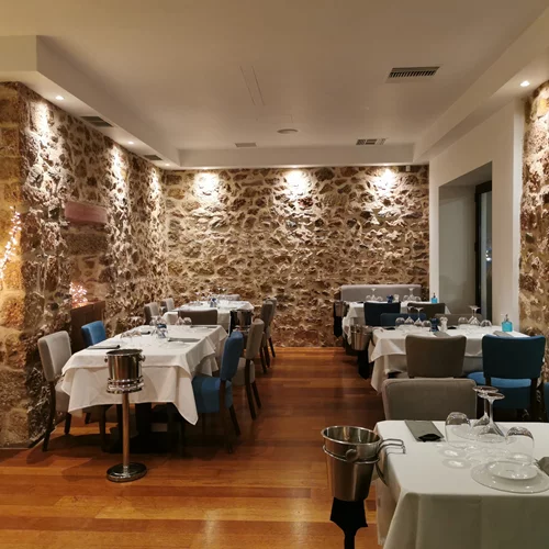 "Ακροβόλι": The whole fish story