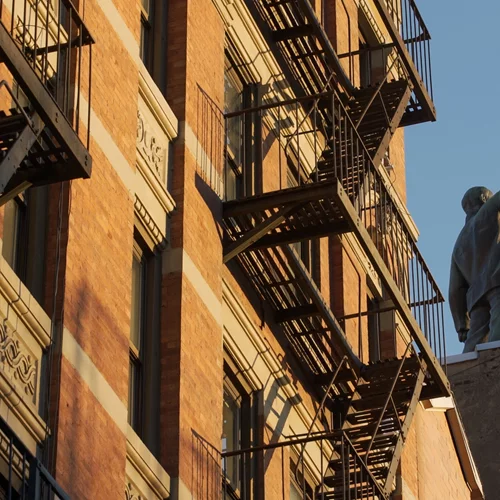 Το "INFOWAR" επέστρεψε στο Attica TV