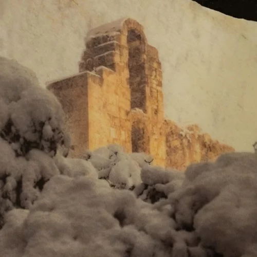 "It ain’t even late in the day anymore. It’s night": Δύο καλλιτέχνες μελετούν όσα χωρίζουν το φως από το σκοτάδι