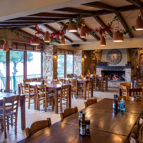 "Άγιος Μερκούριος": κρεατικά στην εξοχή