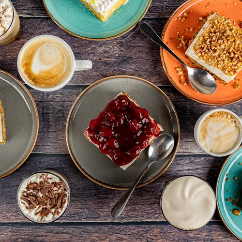 "Koukouvaya": Γλυκά με ιστορία από τα Χανιά στην Πλ. Αγ. Ειρήνης