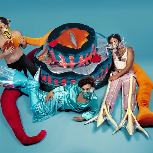 Indie rock ρυθμοί από τους The Page of Cups στο Δημοτικό Θέατρο Πειραιά