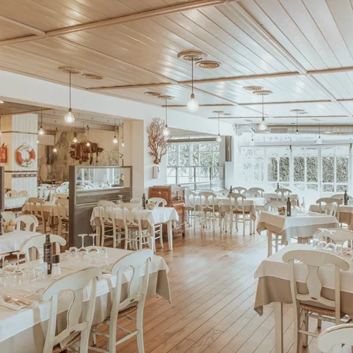 "Τραβόλτα": Παρά θιν’αλός στο Περιστέρι