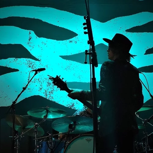 The Waterboys: Μια βραδιά μουσικής έκστασης στη σκιά της Ακρόπολης