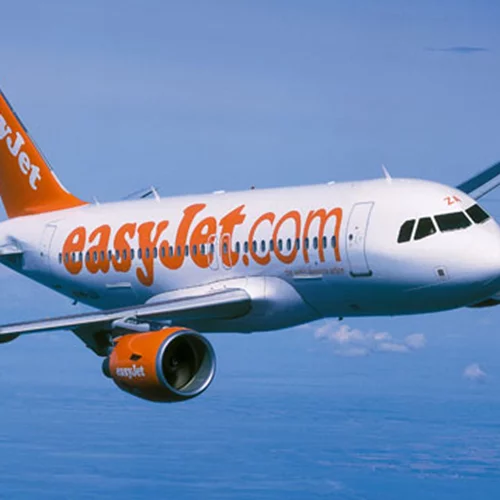 Η easyJet ανακοίνωσε εκπτώσεις σε επιλεγμένες πτήσεις