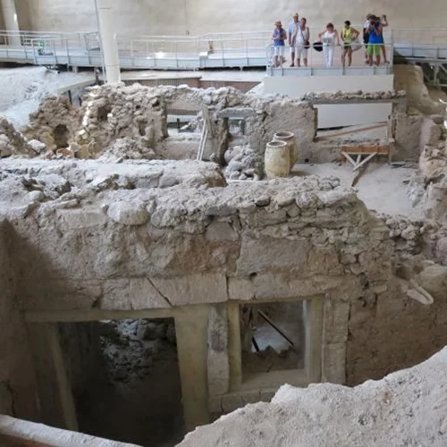 Λίνα Μενδώνη: "Για αρχαιολογικούς χώρους υψίστης αξίας οι πολιτιστικές υποδομές οφείλουν να είναι άριστες"