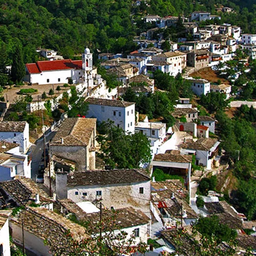 18 χωριά για weekend ένα κι ένα!