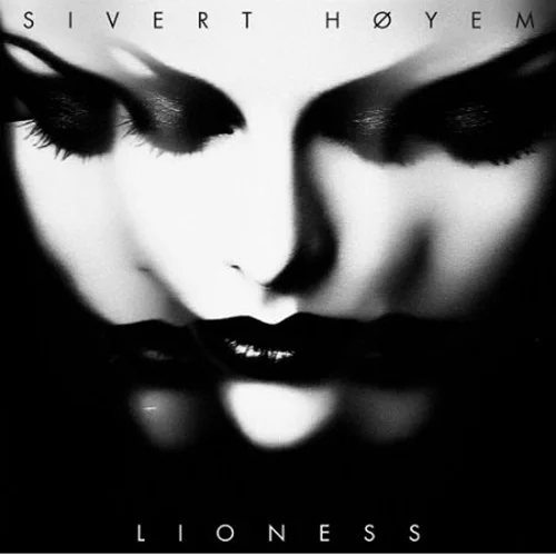 Sivert Hoyem: Lioness