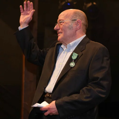 Ιππότης χρίστηκε ο Βασίλης Παπαβασιλείου