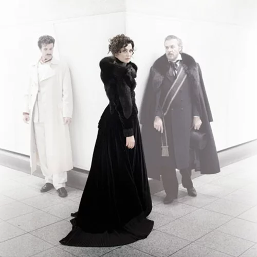 Μαρία Ναυπλιώτου: «Πολλές είναι οι Καρένινες στη ζωή μας»