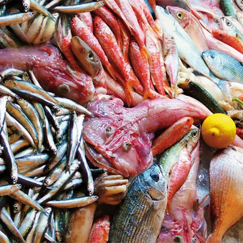 To ουζερί του Λάκη 