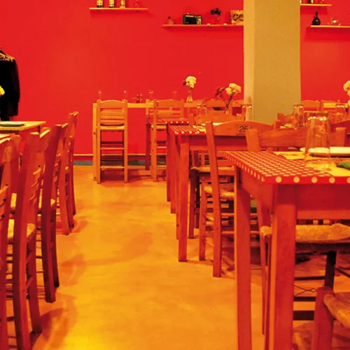 Μια «Βόλτα» στα Κάτω Πετράλωνα