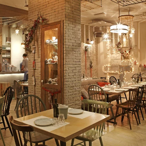 «Mezze Glyfada»: μεζέδες με τοπικά χρώματα 