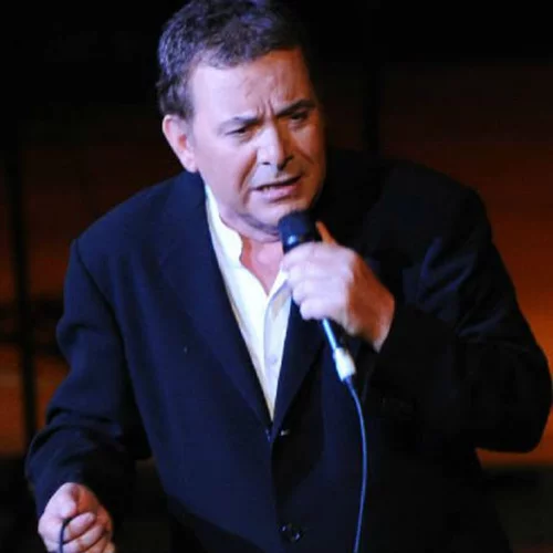 Μανώλης Μητσιάς: «Τα “τραγούδια της κοιλιάς” κρατούν μόνο για ένα δεκάλεπτο»