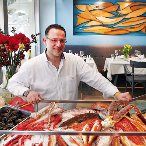 Δουράμπεης Oyster: Ψαροφαγία στον αφρό   