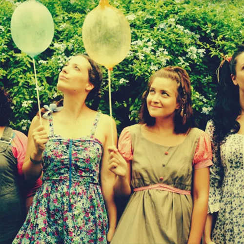 Γιάννης Σαρακατσάνης: «Με το Bob Theatre Festival θέλαμε να σπάσουμε τη σοβαροφάνεια»