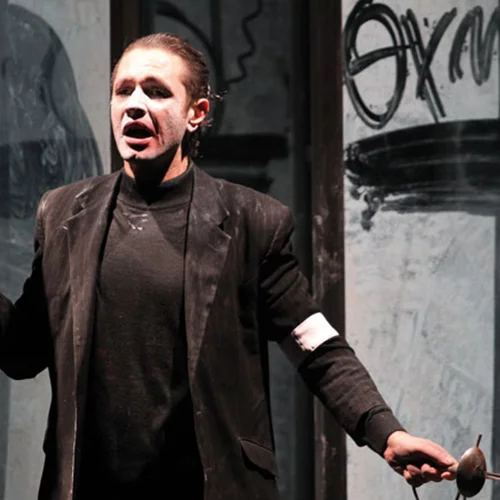 Μονόλογοι που επαναλαμβάνονται και αξίζουν