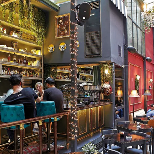 4 μπάρες σε νέες περιπέτειες