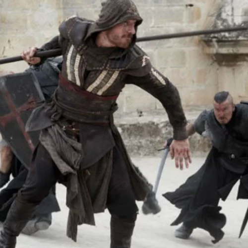 Στο πρώτο τρέιλερ του «Assassin’s Creed» γίνεται της… Ιεράς Εξέτασης