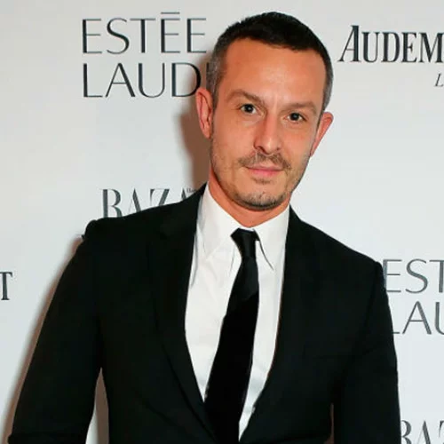 Jonathan Saunders: Στο δυναμικό της Diane  Von Furstenberg 