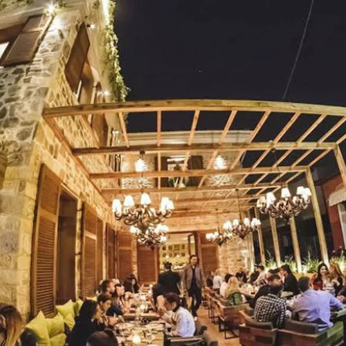 «Zambri»: all-day αρχοντικό