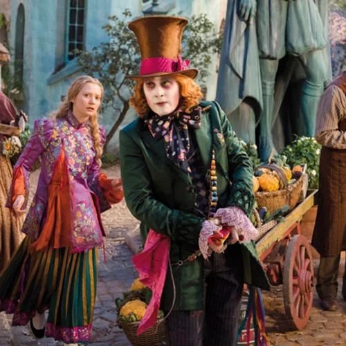 Η Αλίκη Μέσα από τον Καθρέφτη