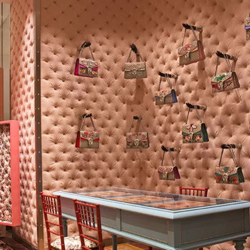 Η Gucci λανσάρει τμήμα προσωποποιημένων υπηρεσιών. 