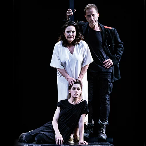 Δημήτρης Λιγνάδης: «Τη βόμβα στον Κρέοντα δεν τη βάζει ο ISIS αλλά η ανηψιά του»