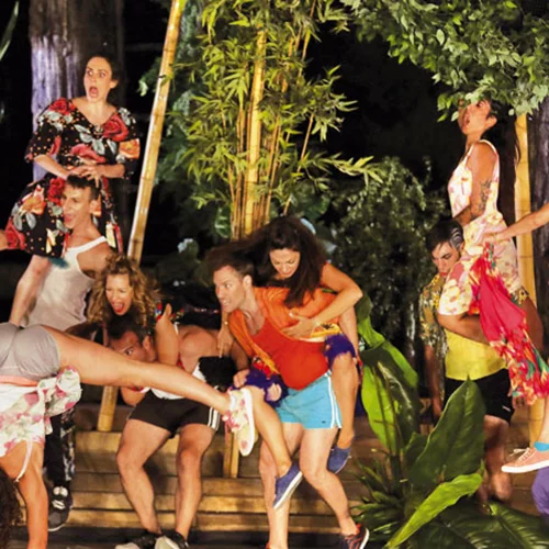 Θεατρικός Σεπτέμβριος: 11+1 υποψήφια sold out